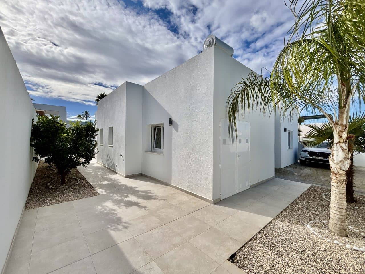 3 soveværelse Villa til salg i Benijofar med swimmingpool garage - € 569.500 (Ref: 9610172)