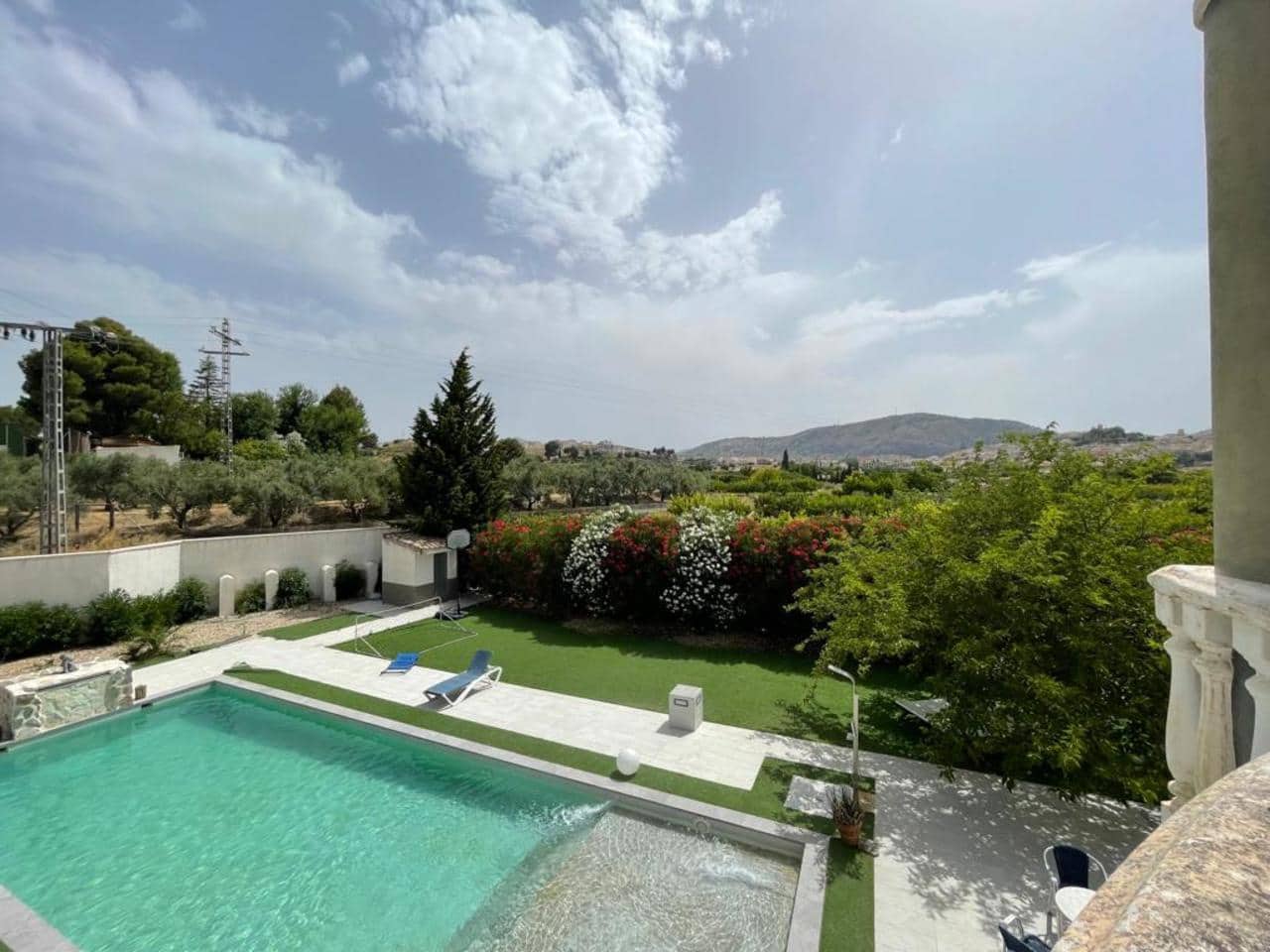 Chalet de 5 habitaciones en Cehegín en venta con piscina garaje - 450.000 € (Ref: 9625081)