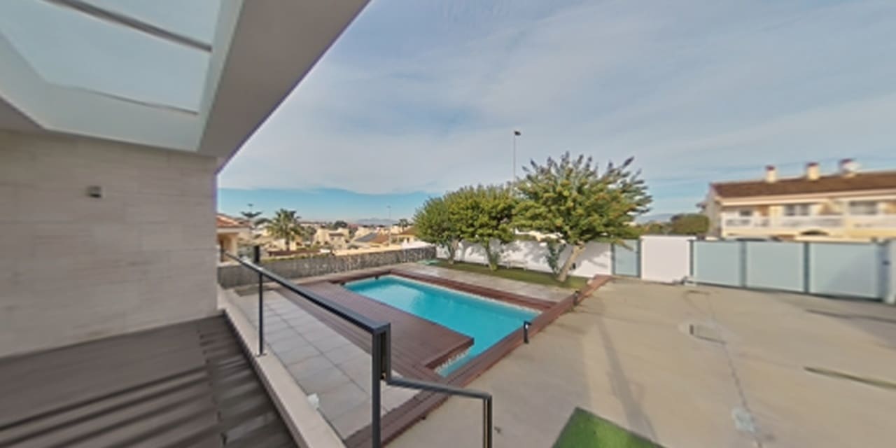 3 slaapkamer Villa te koop in Benijofar met zwembad garage - € 495.000 (Ref: 9626724)