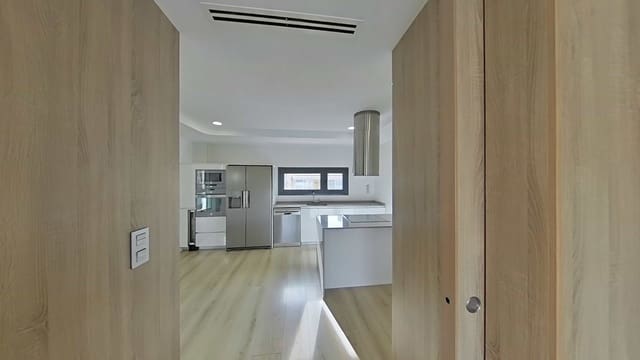 3 slaapkamer Villa te koop in Benijófar met zwembad garage - € 495.000 (Ref: 9626724)