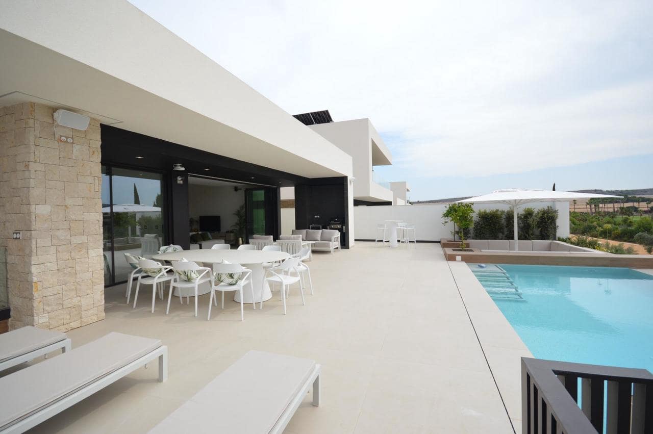 5 quarto Moradia para venda em Algorfa com piscina garagem - 1 750 000 € (Ref: 9626725)