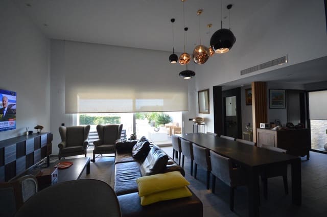 3 chambre Villa/Maison à vendre à Algorfa avec piscine garage - 650 000 € (Ref: 9626726)