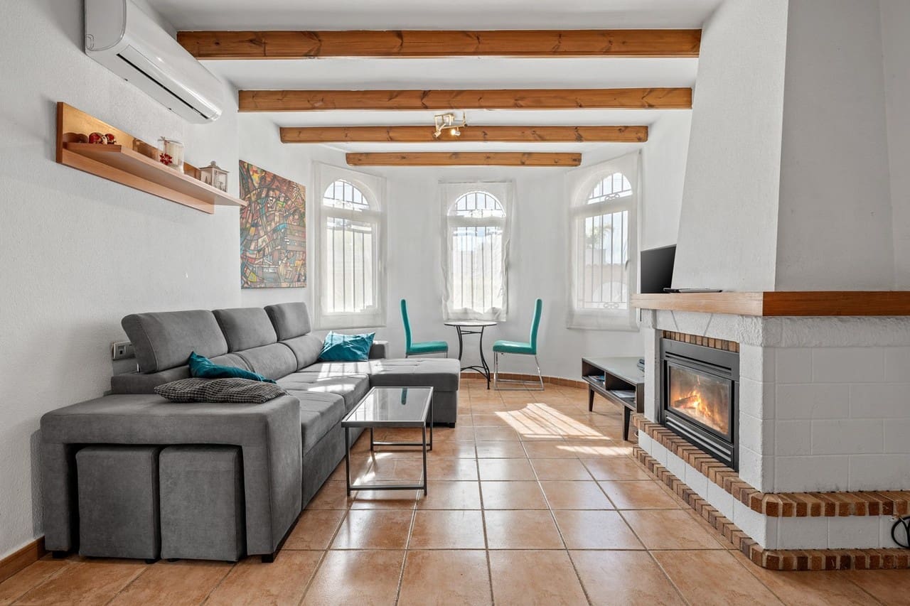 3 chambre Villa/Maison à vendre à Orihuela Costa avec piscine - 369 000 € (Ref: 9633719)