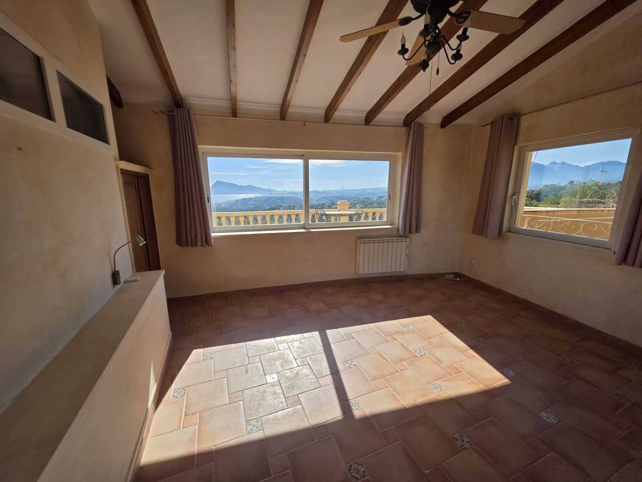 4 Zimmer Villa zu verkaufen in Altea mit Pool Garage - 920.000 € (Ref: 9640668)