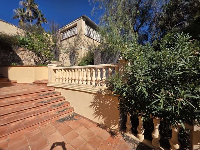 4 Zimmer Villa zu verkaufen in Altea mit Pool Garage - 920.000 € (Ref: 9640668)