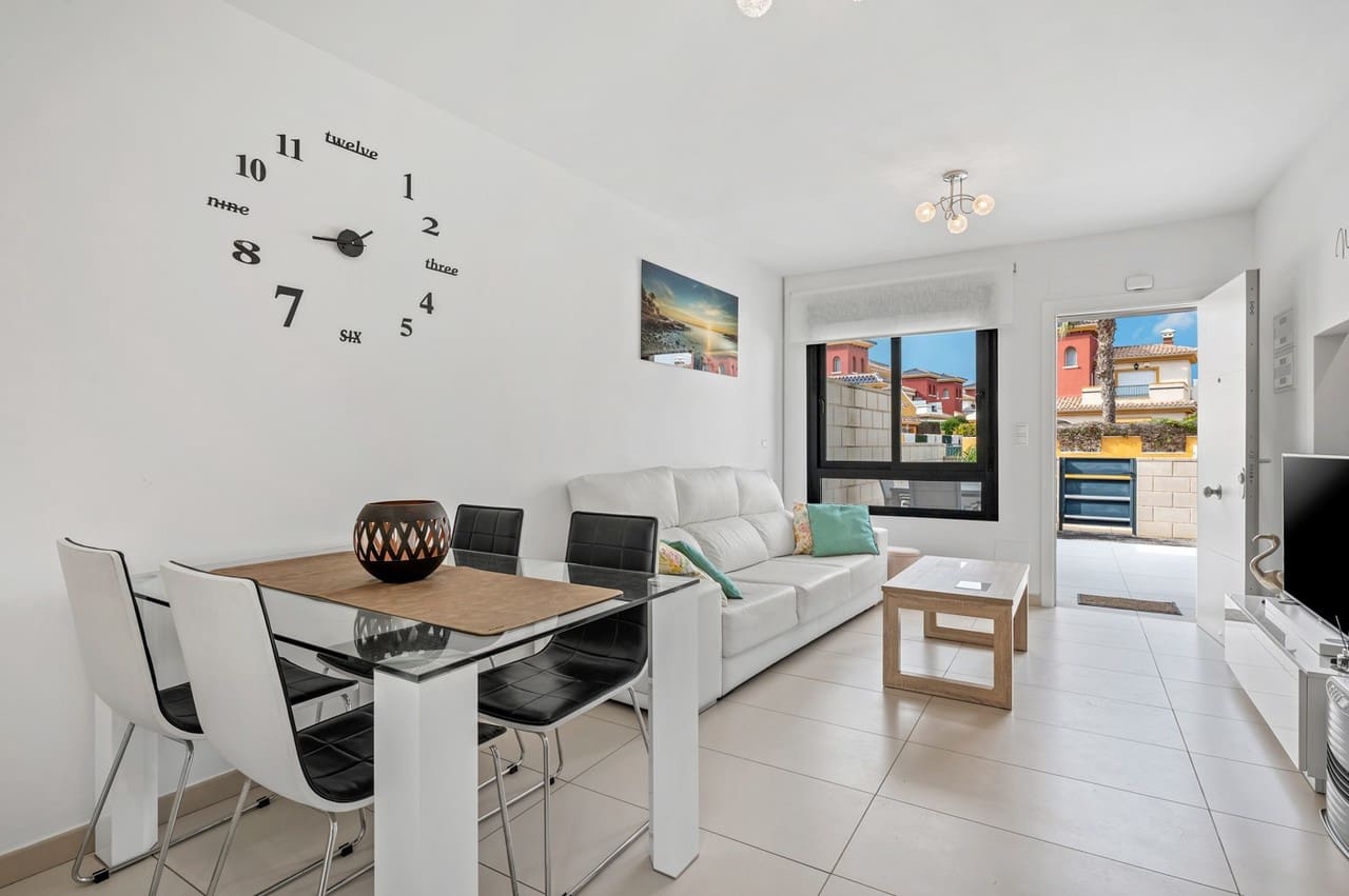 2 bedroom Apartment for sale in Orihuela Costa with pool - € 234,900 (Ref: 9682448)