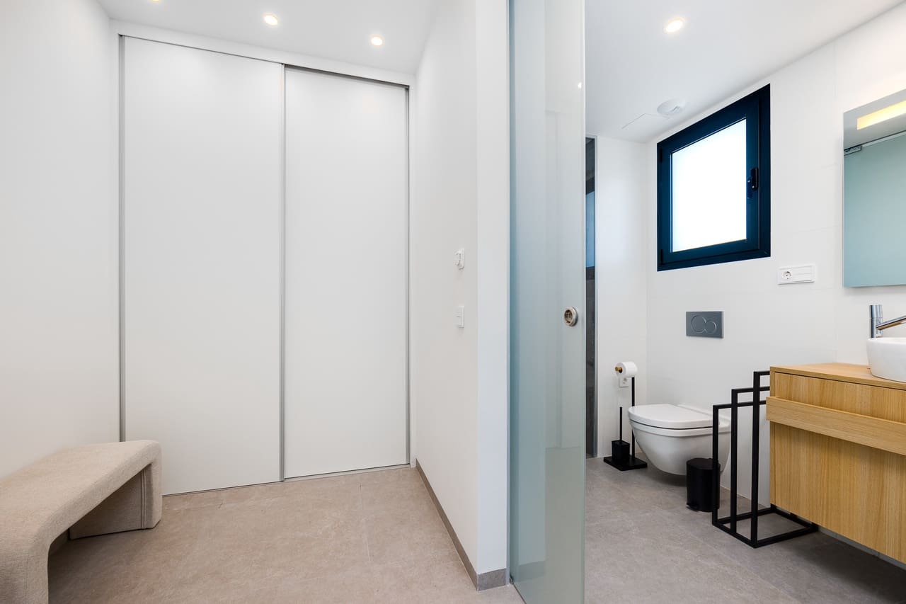 2 slaapkamer Appartement te koop in Las Colinas Golf met zwembad garage - € 449.000 (Ref: 9694523)