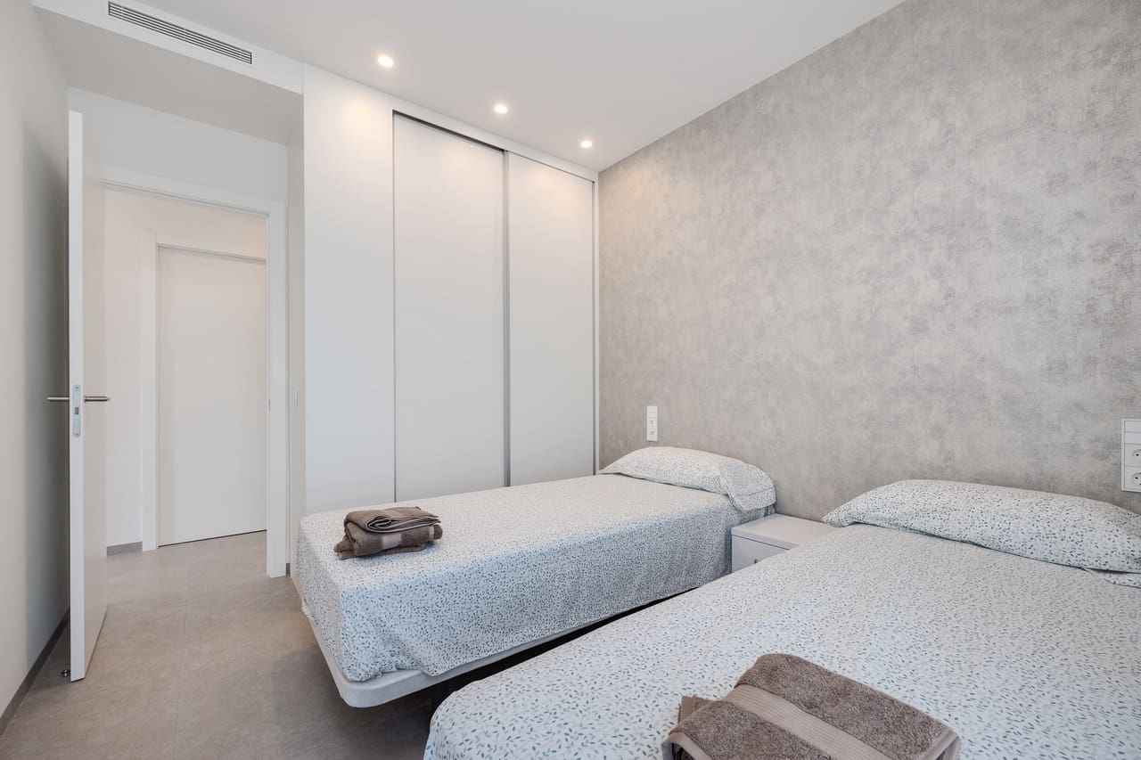 2 slaapkamer Appartement te koop in Las Colinas Golf met zwembad garage - € 449.000 (Ref: 9694523)