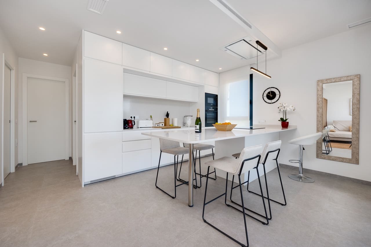 2 slaapkamer Appartement te koop in Las Colinas Golf met zwembad garage - € 449.000 (Ref: 9694523)