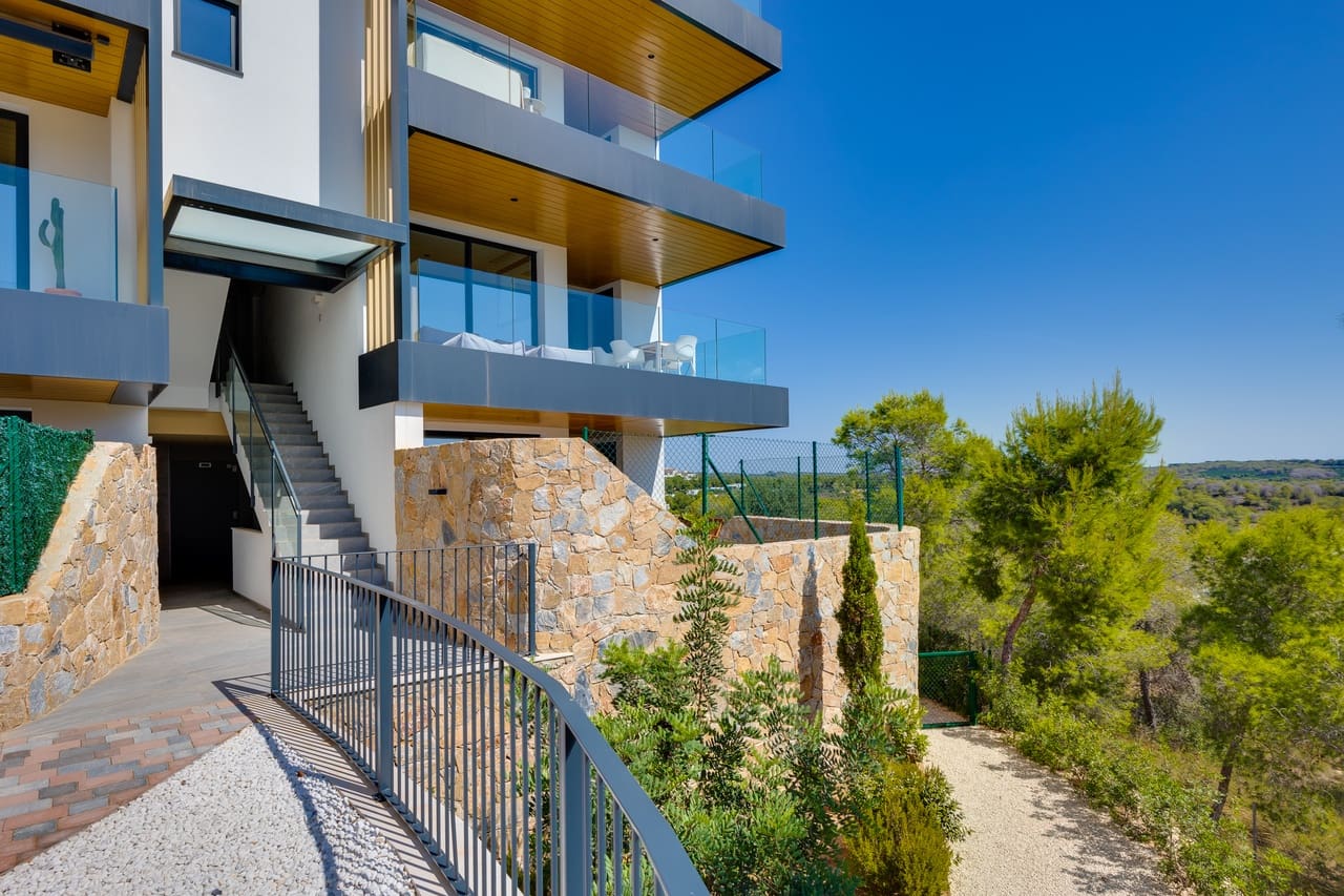 2 slaapkamer Appartement te koop in Las Colinas Golf met zwembad garage - € 449.000 (Ref: 9694523)