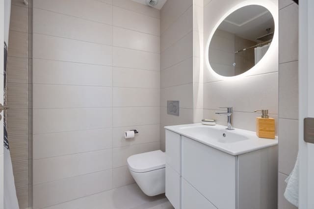 3 slaapkamer Appartement te koop in Villamartin, Orihuela met zwembad garage - € 299.000 (Ref: 9765336)