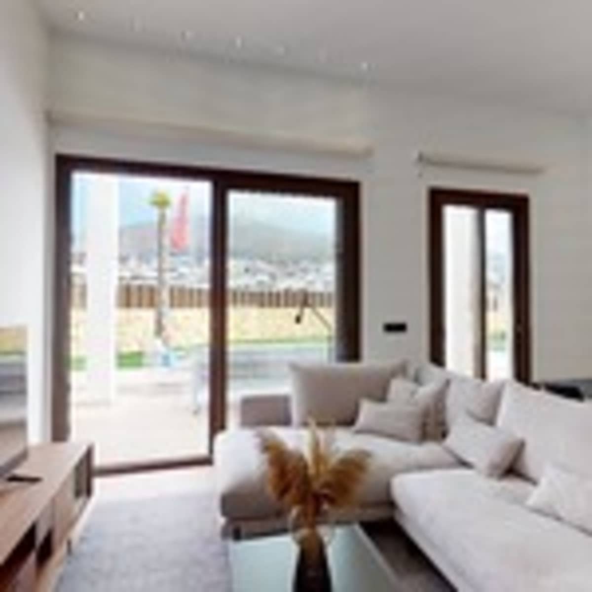 5 bedroom Villa for sale in Finestrat with pool garage - € 819,000 (Ref: 9782006)