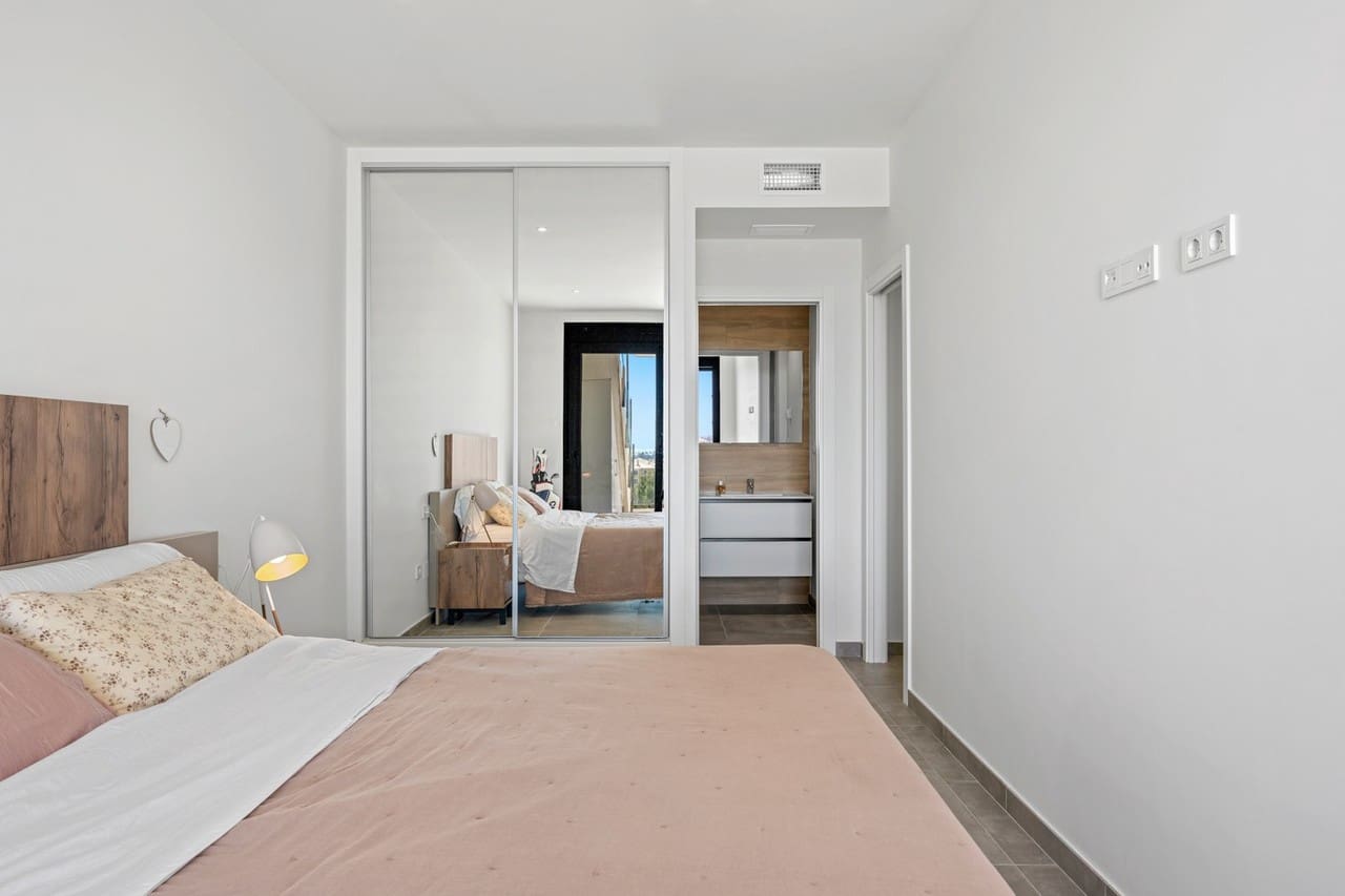 2 sypialnia Apartament na sprzedaż w Orihuela Costa z basenem - 349 000 € (Ref: 9786857)