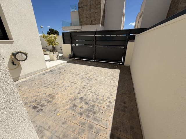 3 chambre Villa/Maison à vendre à Ciudad Quesada, Rojales avec piscine - 399 900 € (Ref: 9787849)