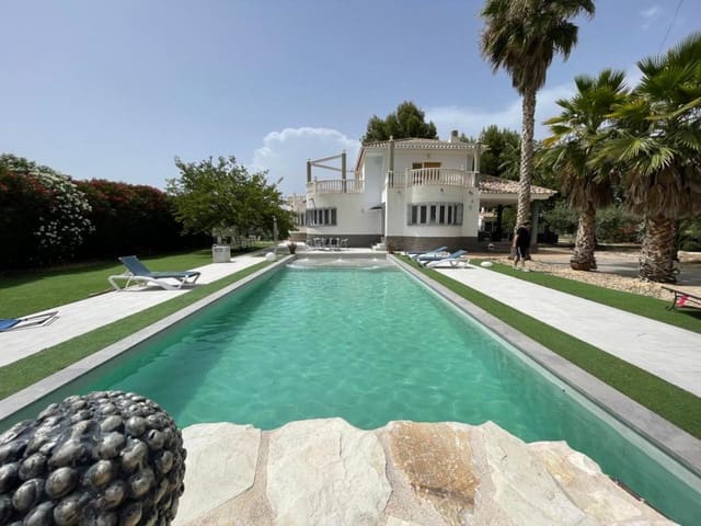5 quarto Moradia para venda em Cehegín com piscina garagem - 409 000 € (Ref: 9802539)