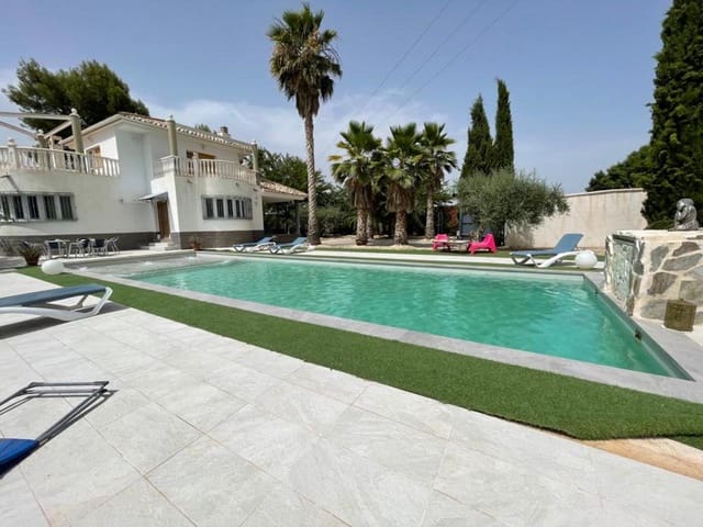 5 quarto Moradia para venda em Cehegín com piscina garagem - 409 000 € (Ref: 9802539)