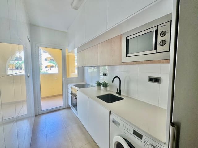 2 soverom Leilighet til salgs i Centro, Los Alcázares med svømmebasseng garasje - € 127 500 (Ref: 9809660)