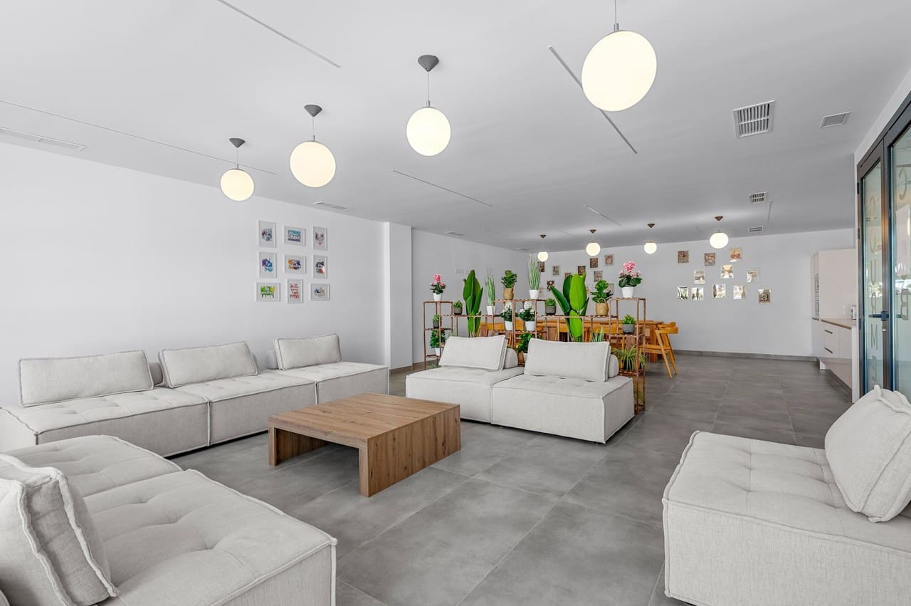 3 sovrum Lägenhet till salu i Dehesa de Campoamor med pool - 349 000 € (Ref: 9814655)