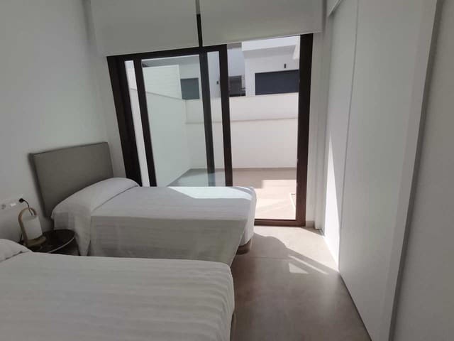 2 Zimmer Apartment zu verkaufen in Los Balcones mit Pool Garage - 265.000 € (Ref: 9827607)