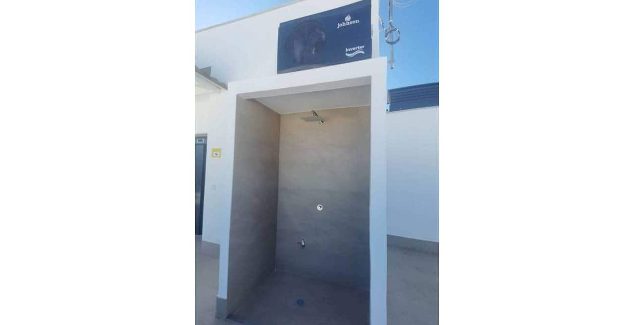 2 soveværelse Lejlighed til salg i Torrevieja med swimmingpool - € 459.000 (Ref: 9827975)
