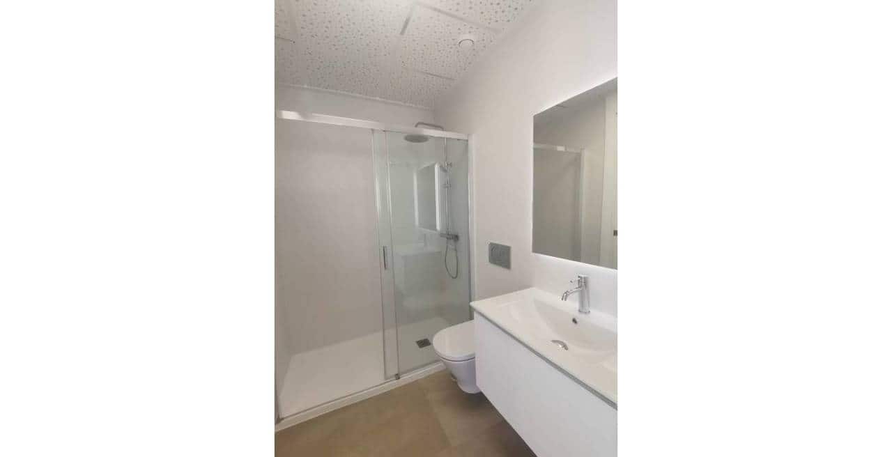 2 soveværelse Lejlighed til salg i Torrevieja med swimmingpool - € 459.000 (Ref: 9827975)