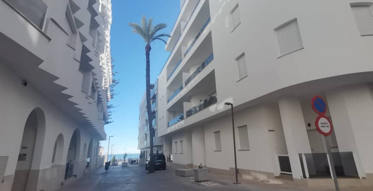 2 soveværelse Lejlighed til salg i Torrevieja med swimmingpool - € 459.000 (Ref: 9827975)