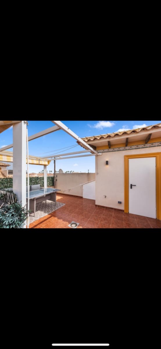 2 soverom Villa til salgs i Orihuela Costa med svømmebasseng - € 244 900 (Ref: 9840412)