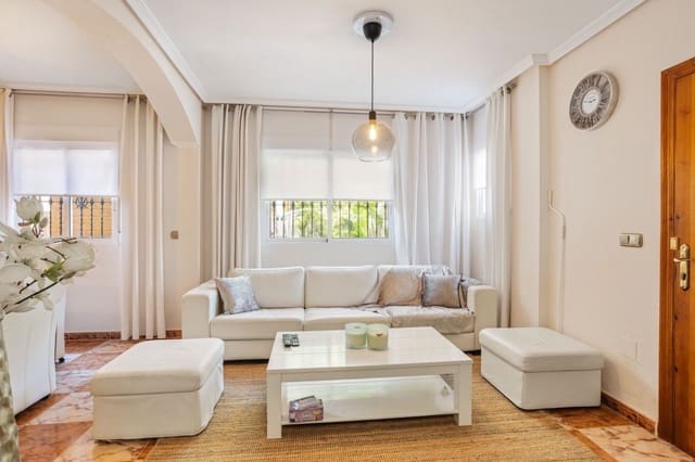 2 slaapkamer Villa te koop in Dehesa de Campoamor, Orihuela met zwembad - € 244.900 (Ref: 9840412)