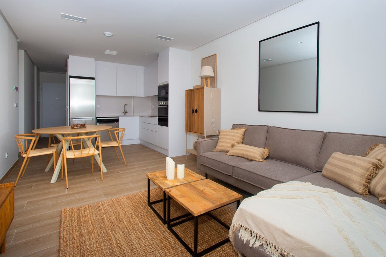Apartamento de 3 habitaciones en Santa Pola en venta con piscina - 570.000 € (Ref: 9850278)