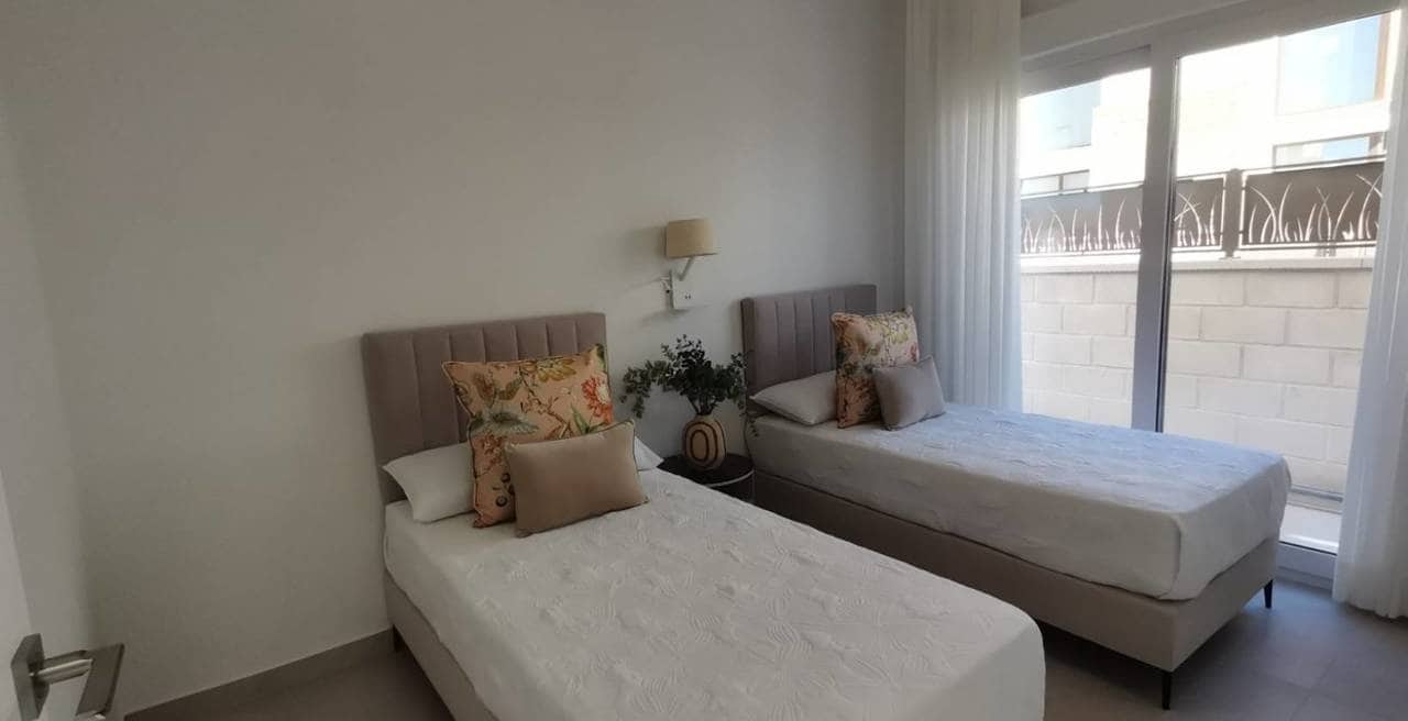 3 sypialnia Willa na sprzedaż w Ciudad Quesada z basenem garażem - 579 000 € (Ref: 9872465)
