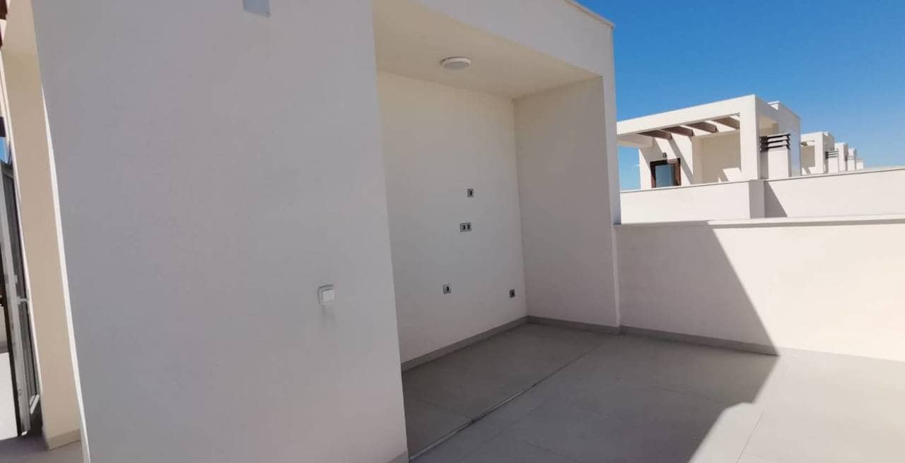 3 sypialnia Willa na sprzedaż w Ciudad Quesada z basenem garażem - 579 000 € (Ref: 9872465)