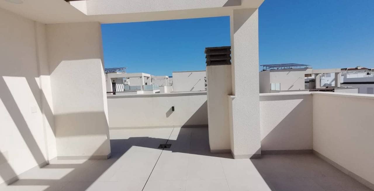 3 sypialnia Willa na sprzedaż w Ciudad Quesada z basenem garażem - 579 000 € (Ref: 9872465)