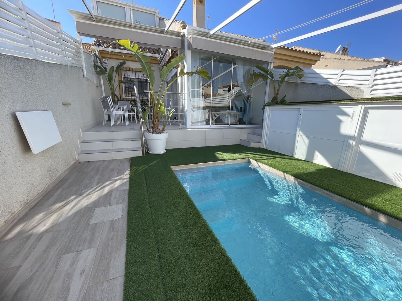 3 slaapkamer Huis te koop in Torre de la Horadada met zwembad - € 355.900 (Ref: 9880457)