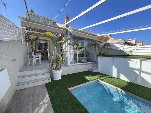 3 slaapkamer Huis te koop in Torre de la Horadada, Pilar de la Horadada met zwembad - € 355.900 (Ref: 9880457)