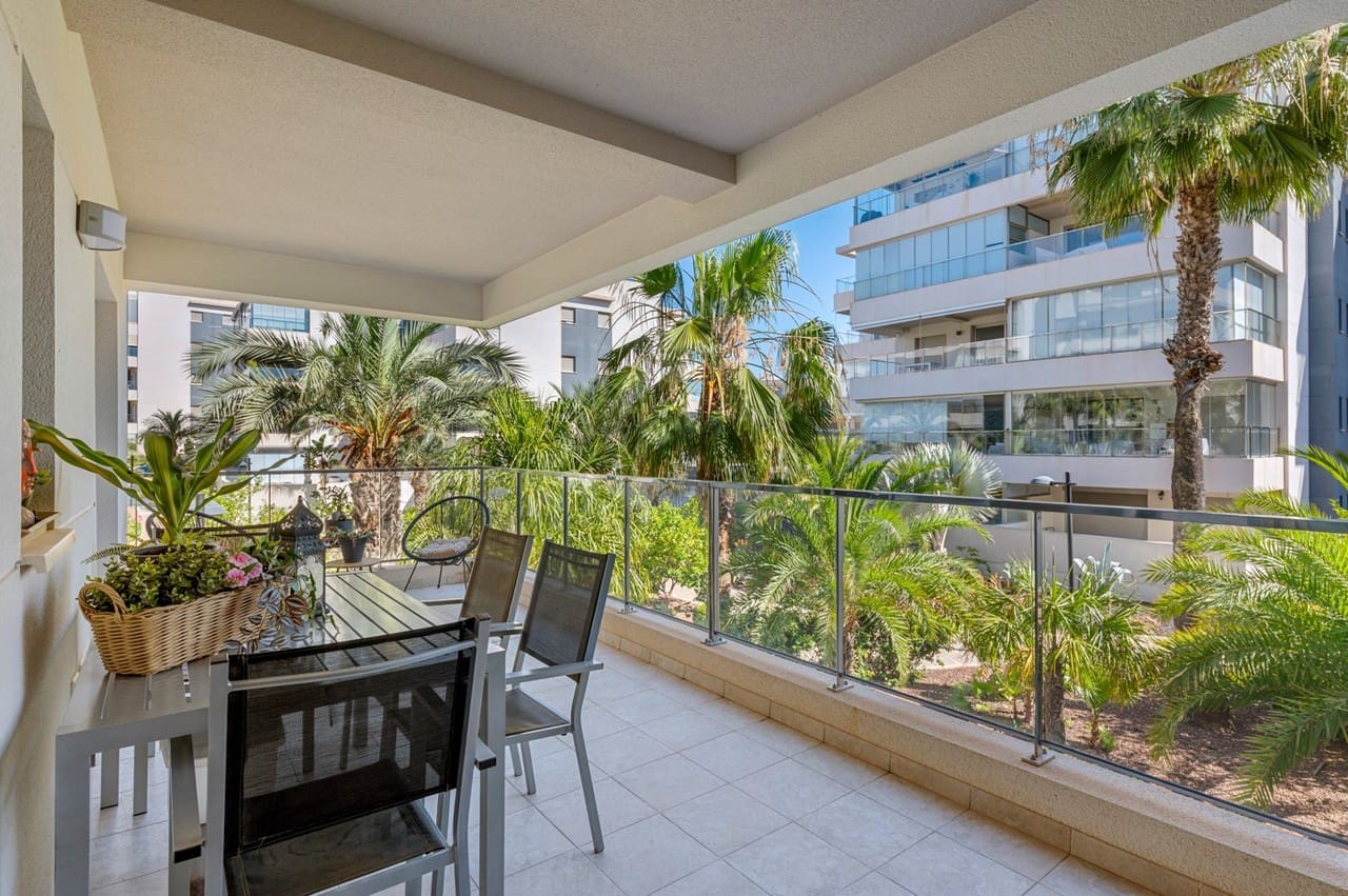 2 bedroom Apartment for sale in Orihuela Costa with pool - € 229,000 (Ref: 9889005)