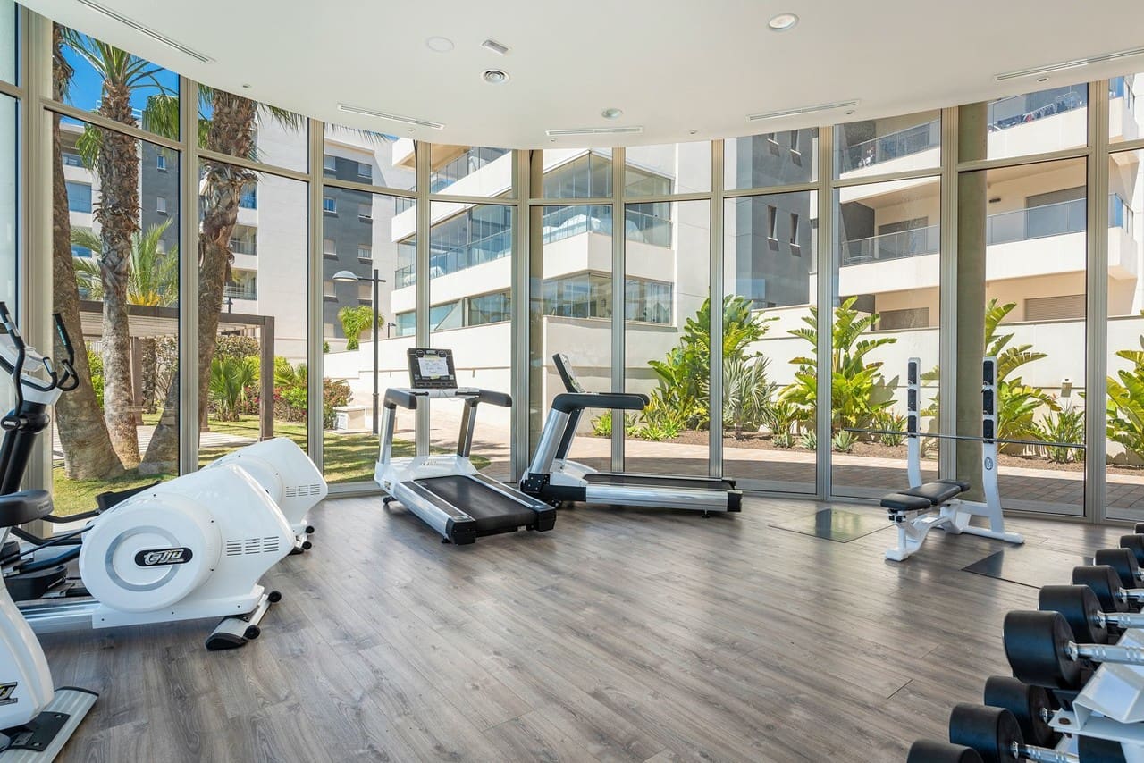 2 bedroom Apartment for sale in Orihuela Costa with pool - € 229,000 (Ref: 9889005)