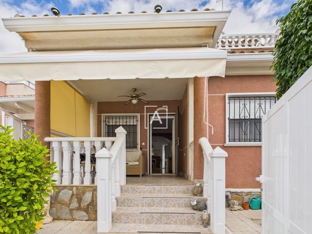 2 bedroom Villa for sale in Pinar de Campoverde, Pilar de la Horadada - € 192,000 (Ref: 9904521)
