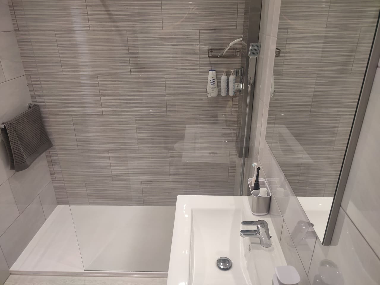 2 slaapkamer Penthouse te koop in Avileses met zwembad - € 215.000 (Ref: 9911906)