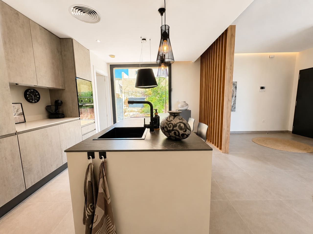 Chalet de 3 habitaciones en Baños y Mendigo en venta con piscina - 598.000 € (Ref: 9911907)