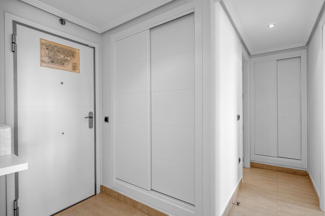 1 slaapkamer Appartement te koop in Los Alcazares met zwembad - € 139.000 (Ref: 9915711)