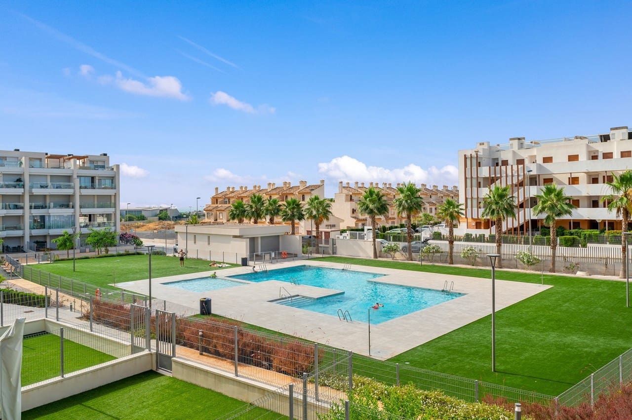 2 soverom Leilighet til salgs i Orihuela Costa med svømmebasseng - € 279 000 (Ref: 9931117)