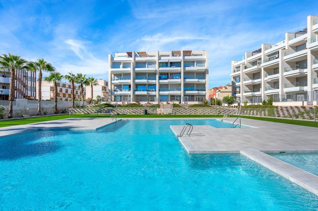 2 soverom Leilighet til salgs i Orihuela Costa med svømmebasseng - € 279 000 (Ref: 9931117)