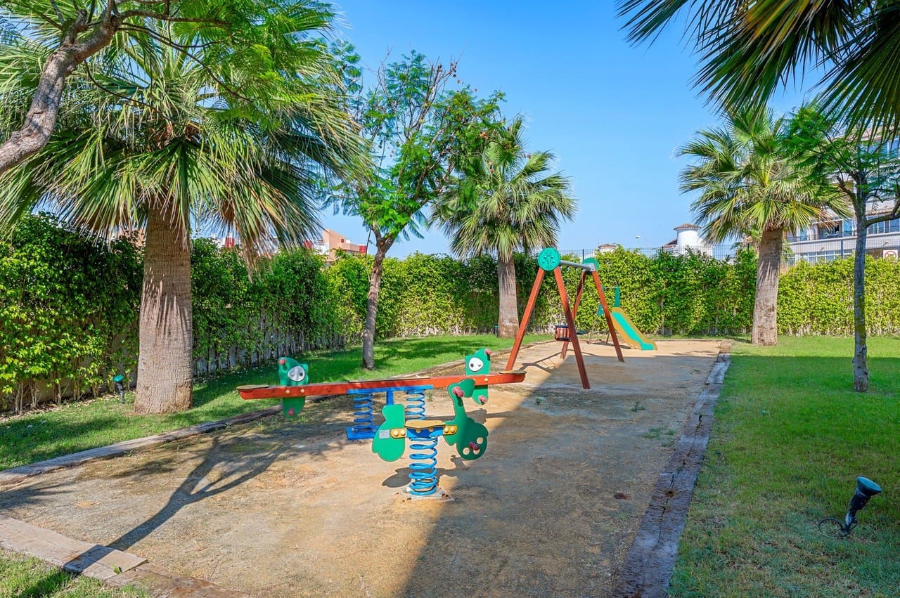 2 sypialnia Apartament na sprzedaż w Orihuela Costa z basenem - 350 000 € (Ref: 9945909)