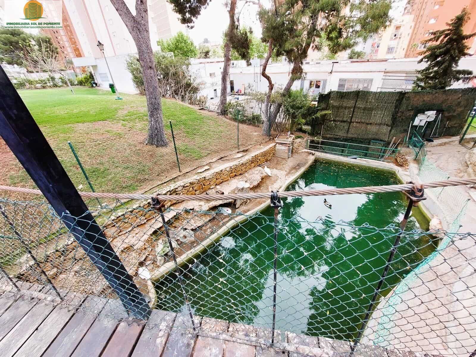 2 bedroom Apartment for sale in Rincón de Loix, Benidorm with pool € 148,500 (Ref 8233311)