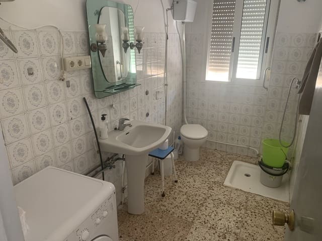 3 slaapkamer Villa te koop in Jumilla met zwembad - € 150.000 (Ref: 9082795)