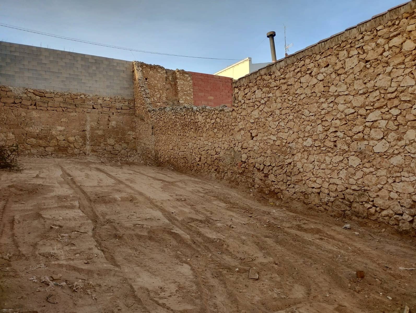 Byggetomt til salgs i Pinoso - € 43 500 (Ref: 9127149)