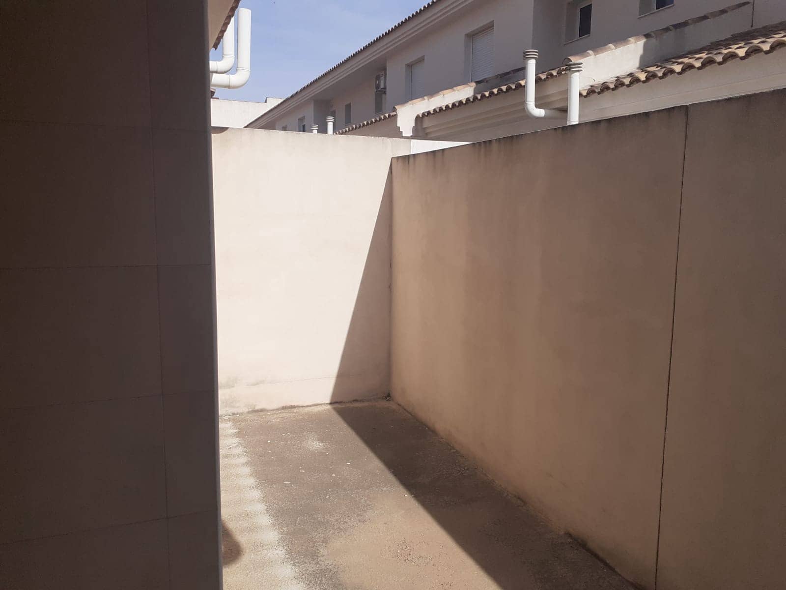 3 bedroom Townhouse for sale in Pinoso - € 159,500 (Ref: 9127195)