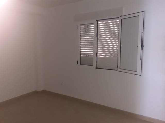 3 bedroom Townhouse for sale in Pinoso - € 159,500 (Ref: 9127195)