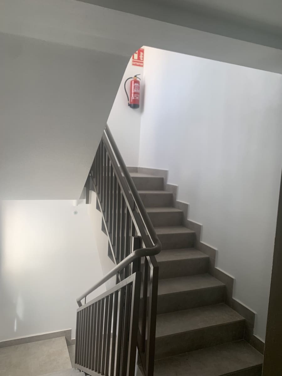 4 bedroom Flat for sale in Pinoso - € 78,500 (Ref: 9208844)