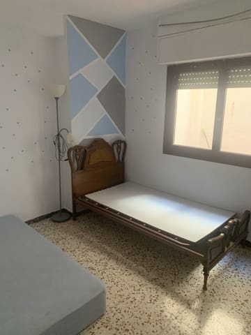 4 slaapkamer Flat te koop in Pinoso - € 78.500 (Ref: 9208844)